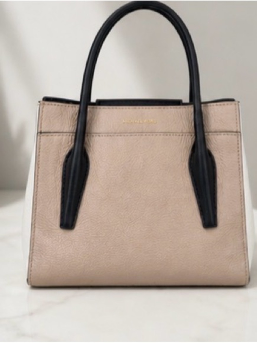 Structured Two-Tone Beige and Black Satchel Handbag - Picture 4 of 6